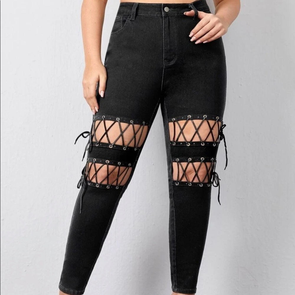Plus SHEIN High Waisted Laced Up Jeans